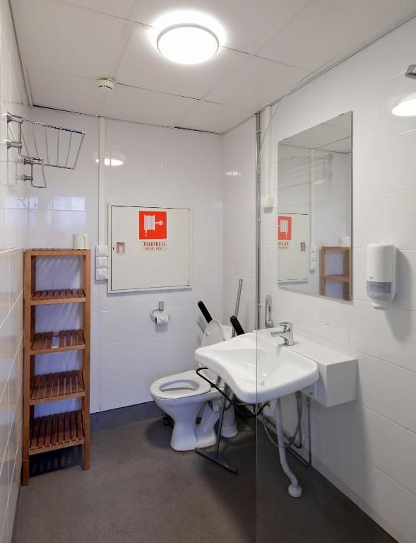 Хостелы CheapSleep Hostel Helsinki Хельсинки-59