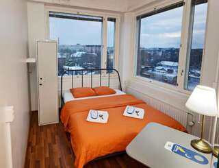 Хостелы CheapSleep Hostel Helsinki Хельсинки Двухместный номер с 1 кроватью и общей ванной комнатой-7